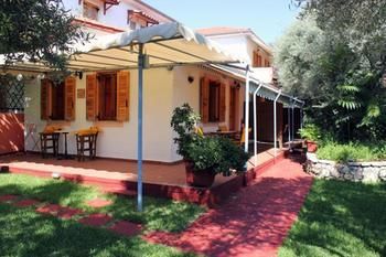 Aparthotel Alexaria Holidays 3*