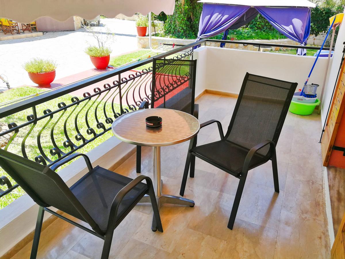 Alexaria Holidays Aparthotel