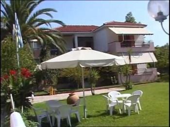 Apartahotel Alexaria Holidays 3*